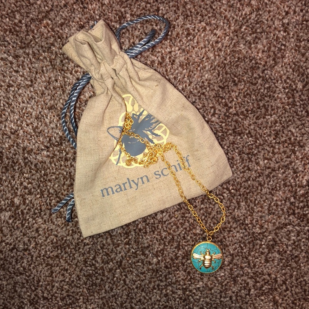 Marlyn Schiff bee necklace!